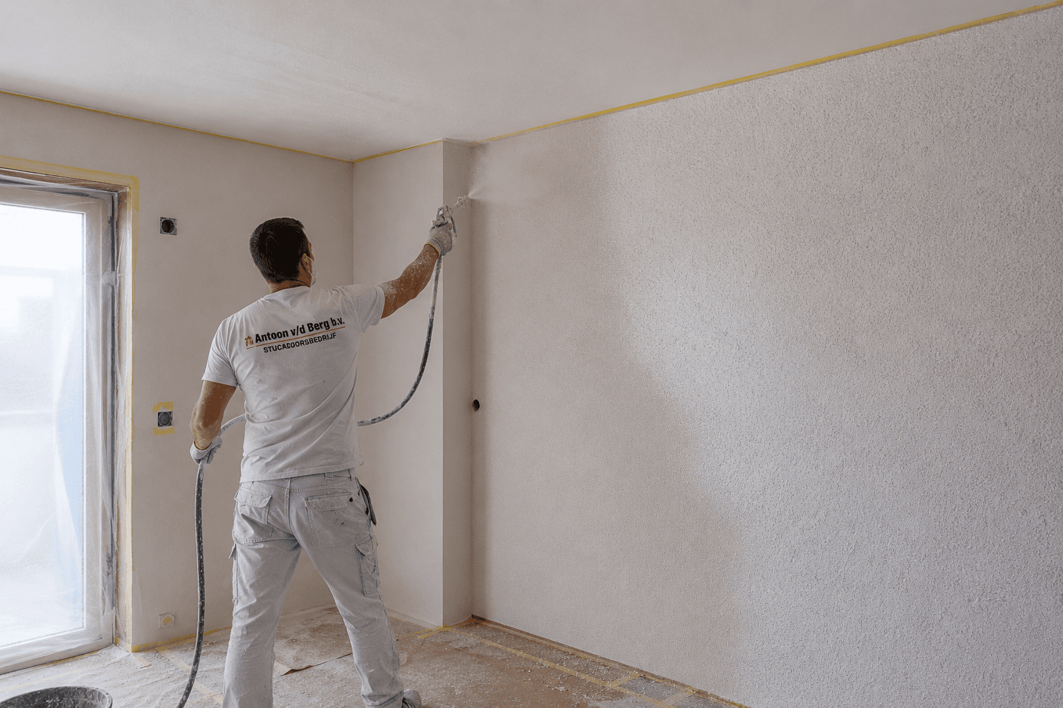 Fijne spackstructuur op wand of plafond